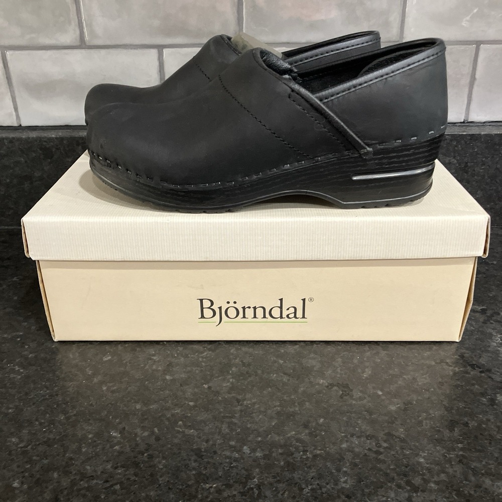 Bjorndal Ally Slip On Black Crocs Clogs Size Women's 7 1/2 Brand New With Box